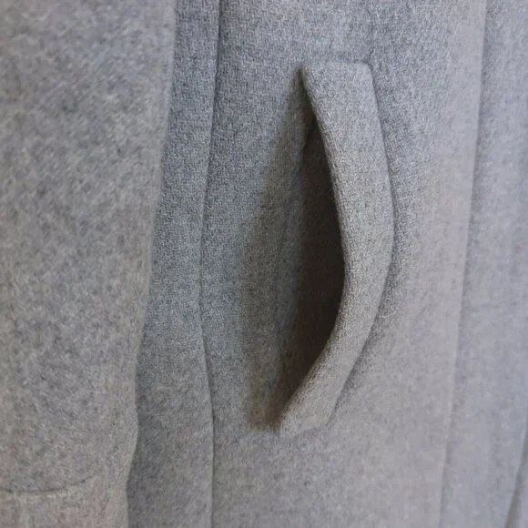 J. Crew Gray Wool Coat, Size 0 (XS/S) in perfect condition - Picture 4 of 14